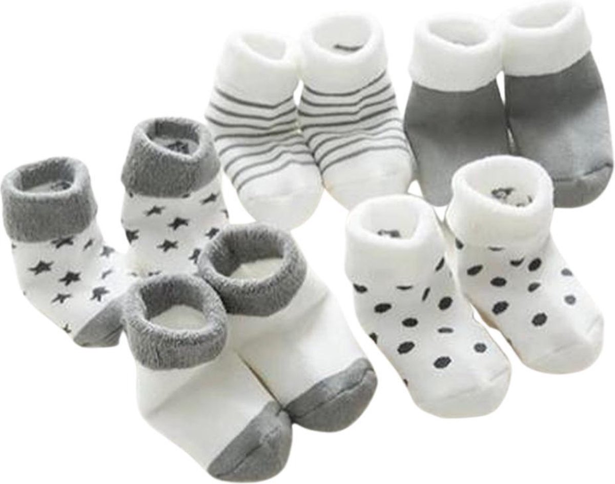 Goedkoopste Winkrs - 5 paar New Born Baby Winter Sokken - Grijze Witte Sokjes voor Baby's van 0 - 9 maanden - Jongen/Meisje