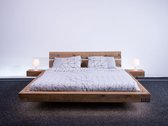 Zwevend eiken bed - Houten bed - 140 x 200 - twee persoons bed - inclusief hoofdbord en nachtkastje