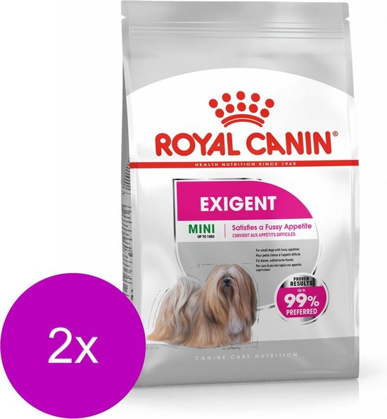 Zak Royal Canin Exigent Mini hondenvoer met een Shih Tzu.
