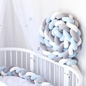 Gevlochten bedomrander- bedbumper gevlochten- kraamcadeau- babykamer-3 meter- lichtblauw