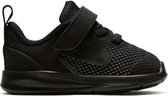 Nike Sneakers - Maat 19.5 - Unisex - zwart