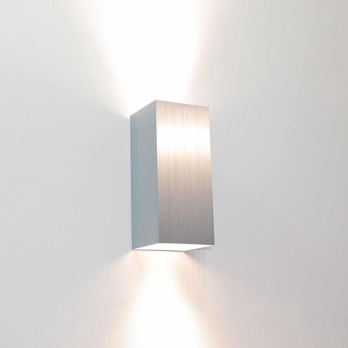 Rigo Wandlamp metaal 2 lichts aluminium - Modern - Artdelight