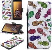 Voor Samsung Galaxy A6 + (2018) Gekleurd tekeningpatroon Horizontaal Flip TPU + PU lederen tas met houder & kaartsleuven & portemonnee & lanyard (gekleurde ananas)