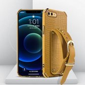 Gegalvaniseerde TPU-lederen tas met krokodillenpatroon met polsband voor iPhone 8 Plus / 7 Plus (geel)