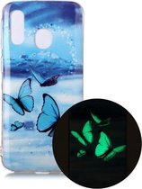 Voor Samsung Galaxy A40 Lichtgevende TPU zachte beschermhoes (vlinders)