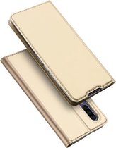 DUX DUCIS Skin Pro Series horizontale flip PU + TPU lederen hoes voor Huawei P30, met houder en kaartsleuven (goud)