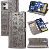 Voor iPhone 12/12 Pro Leuke kat en hond in reliëf gemaakte horizontale lederen flip-hoes met houder & kaartsleuven & portemonnee & lanyard (grijs)