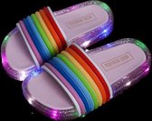 Lichtgevende LED Slippers Regenboog - Roze - Maat 24