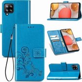 Voor Samsung Galaxy A42 5G vierbladige sluiting reliëf gesp mobiele telefoon bescherming lederen tas met lanyard & kaartsleuf & portemonnee & beugel functie (blauw)