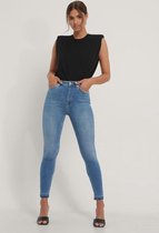 NA-KD Skinny High Waist Open  Vrouwen Jeans - Mid Blue - Maat EU 40