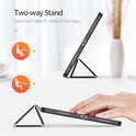 Zwarte iPad hoes toont twee manieren om de hoes als standaard te gebruiken.