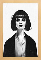 JUNIQE - Poster met houten lijst Mrs Mia Wallace -13x18 /Wit & Zwart