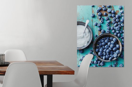 Canvas schilderij 60x80 cm - Wanddecoratie Blauwe bes - Yoghurt - Schaal - Tafel - Muurdecoratie woonkamer - Slaapkamer decoratie - Kamer accessoires - Schilderijen op canvas