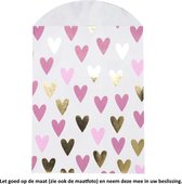Papieren Zakjes - Wit met hartjes – 10 Stuks – 12 bij 19 cm – Gift Bag – Geschenkzakjes – Cadeau – Cadeauzakjes - Fournituren - Traktatie - Snoep - Koek - Feestje - Verjaardag - Party - Hearts