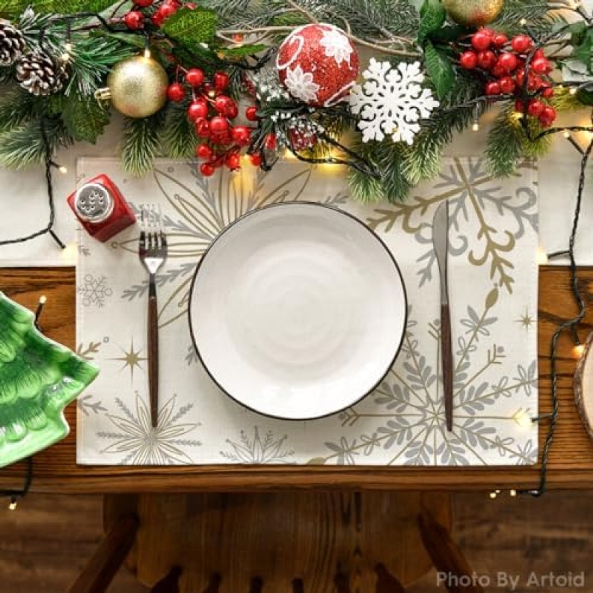ST TRADING Set van 4 Gouden Sneeuwvlok Placemats - 30x45 cm - Wasbare Tafelbescherming