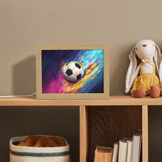 Nachtlampje 20x15 cm - Kinder lamp - Voetbal - Kleurrijk - Abstract - Penseelstreken - Tafellamp kinderkamer - Slaapkamer lamp - Bedlamp kinderen - Kinderlampje stopcontact - Wandlamp babykamer - Nachtlampjes van Merkloos — afbeelding 3