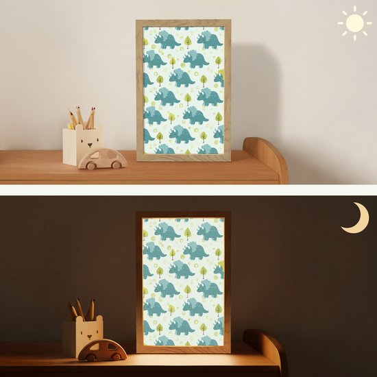Nachtlampje 20x30 cm - Kinder lamp - Triceratop - Blauw - Stippen - Boompjes - Tafellamp kinderkamer - Slaapkamer lamp - Bedlamp kinderen - Kinderlampje stopcontact - Wandlamp babykamer - Nachtlampjes van Hitsujiko — afbeelding 4