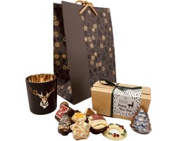 Cho-lala Kerstmis geschenkset Oh deer, happy new year, chocolade cadeau - 250 gram kerstbonbons en chocolade - windlicht rendier - cadeau tasje - 3-delig