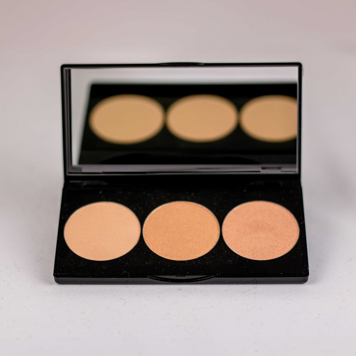 Smashbox spotlight Palette gold
