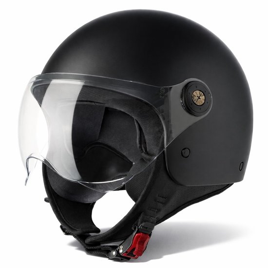 Casque jet noir mat avec visière transparente et jugulaire.