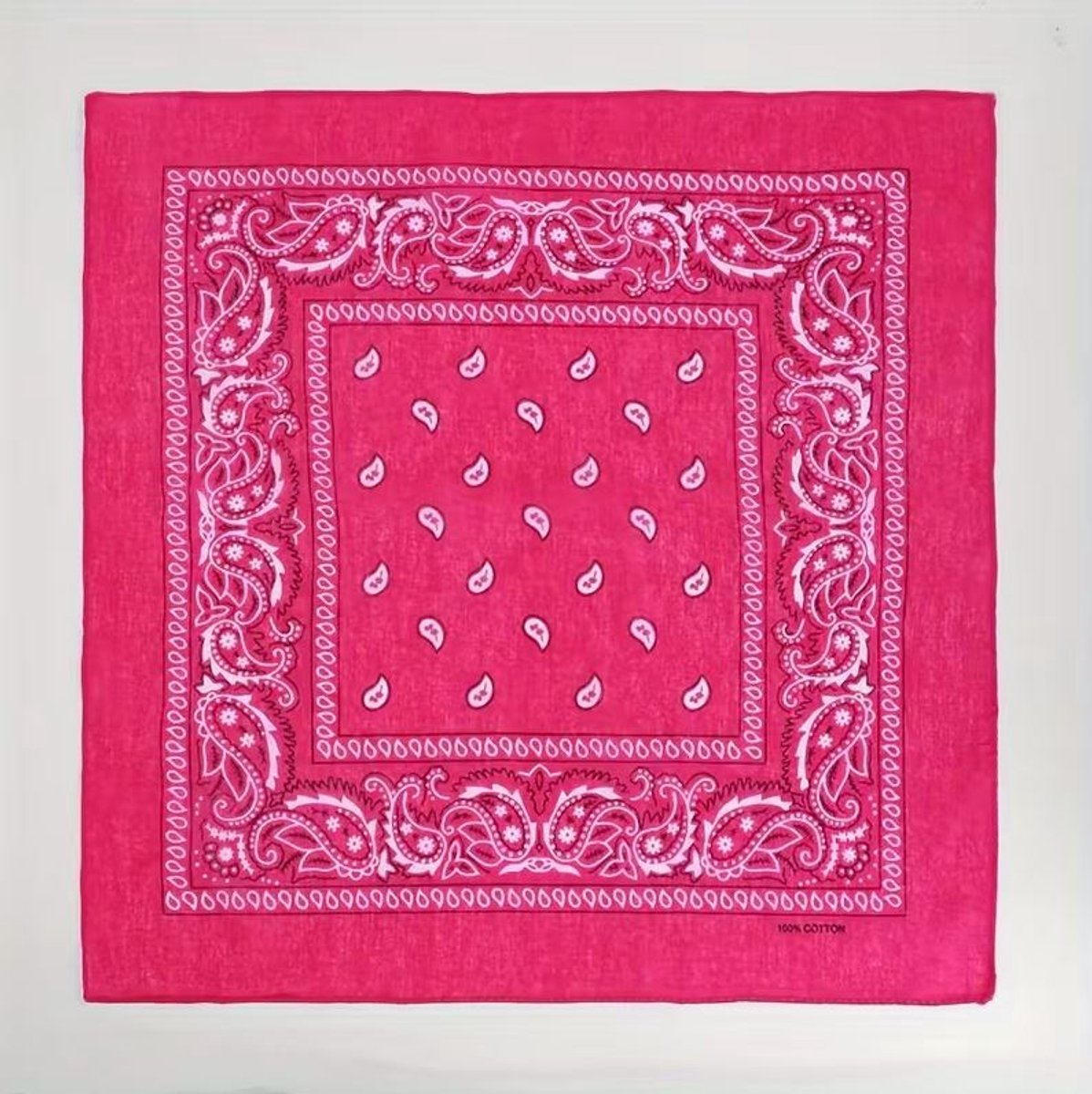 Bandana - Paisley - Boeren zakdoek - Vierkante sjaal - 54x54 cm - Hoofdband - Carnaval accessoire - Cowboy zakdoek - HipHop - 100% katoen - Roze - Jonyx