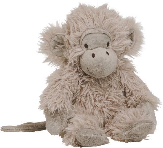 Grijze, pluizige apenknuffel met een bruine neus en oren, zittend.