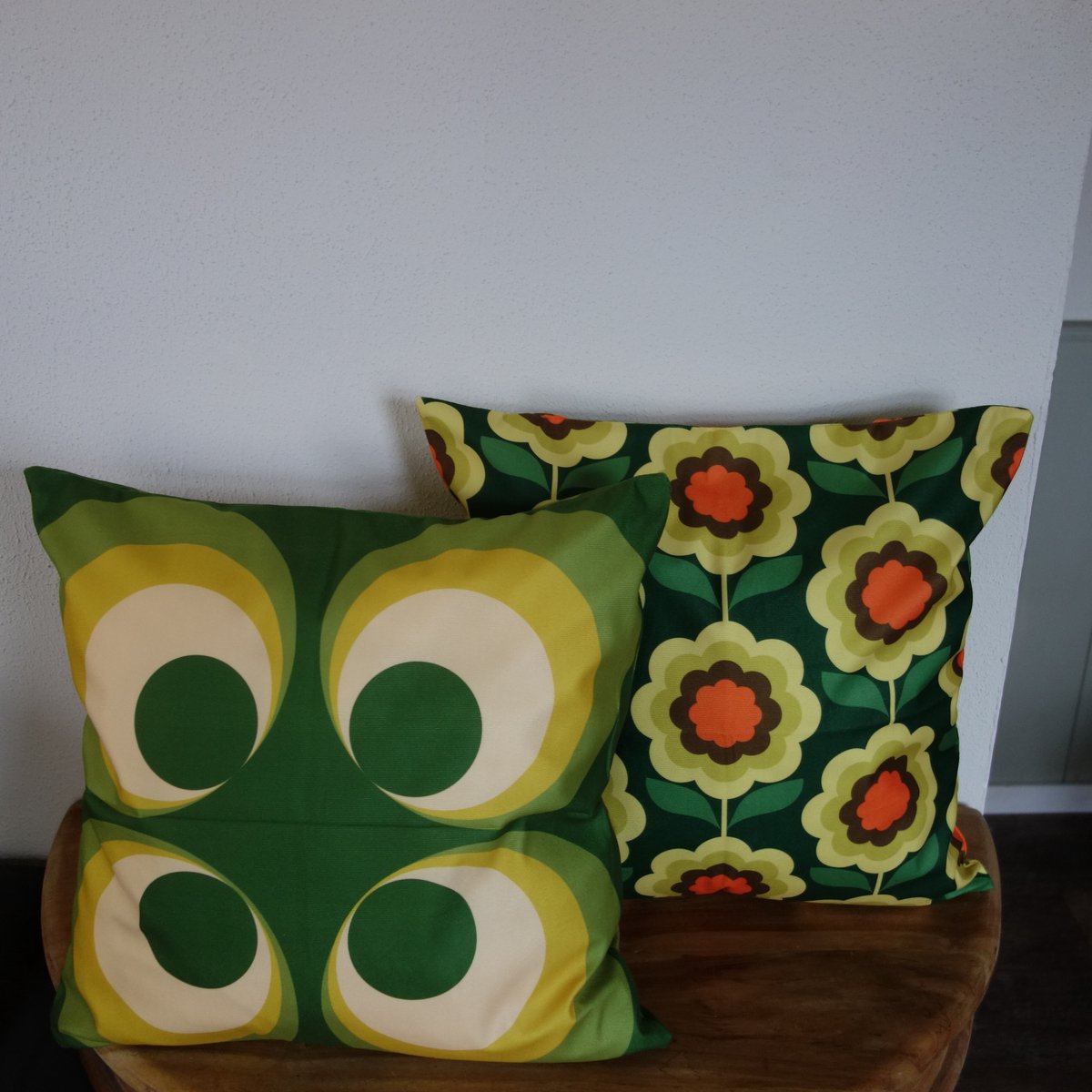 Kussenhoezen - Retro Groovy kussenhoes set van 2 - Formaat 45 x 45 cm - Exclusief binnenkussen