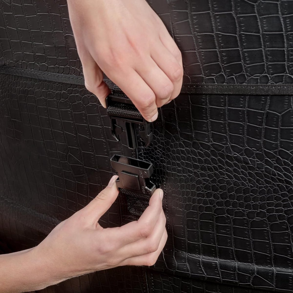 Opblaasbare Spa Outdoor 4-Persoons - Industrial Home Premium - Opblaasbare - €2.400,00