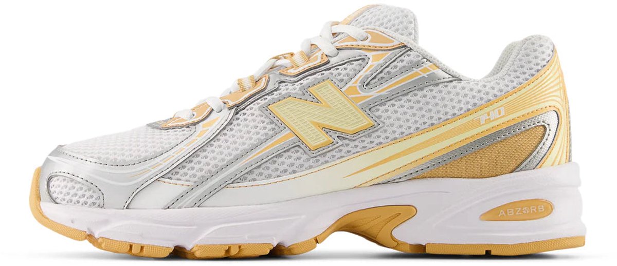 New Balance 740 Sneakers Unisex Peach Wit