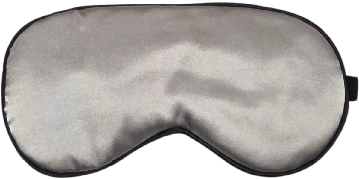 Bol.com Slaapmasker Extra Zacht Satijn - Zilver grijs - Thuis - Verduisterend - Onderweg - Vliegtuig - Festival - Slaapcomfort -... aanbieding
