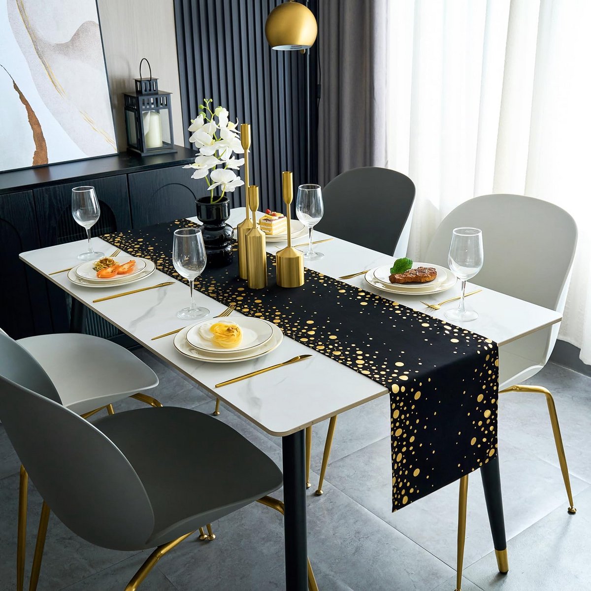 Zwarte en Gouden Tafelloper Polyester 30x183 cm met Stippen - Feestdecoratie