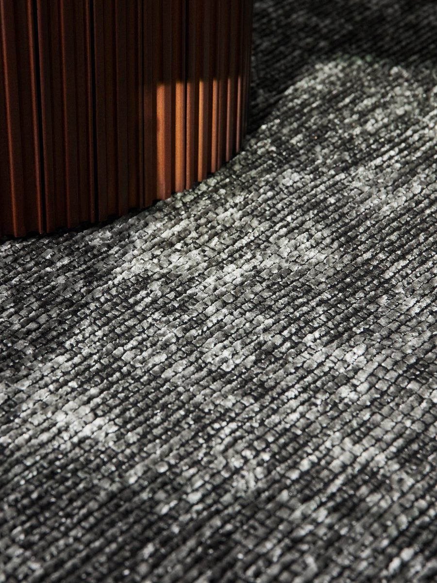 flycarpets Prisma - Laagpolig Vloerkleed - Vintage / Modern Tapijt - Grijs - Ø 200 cm rond Zilver