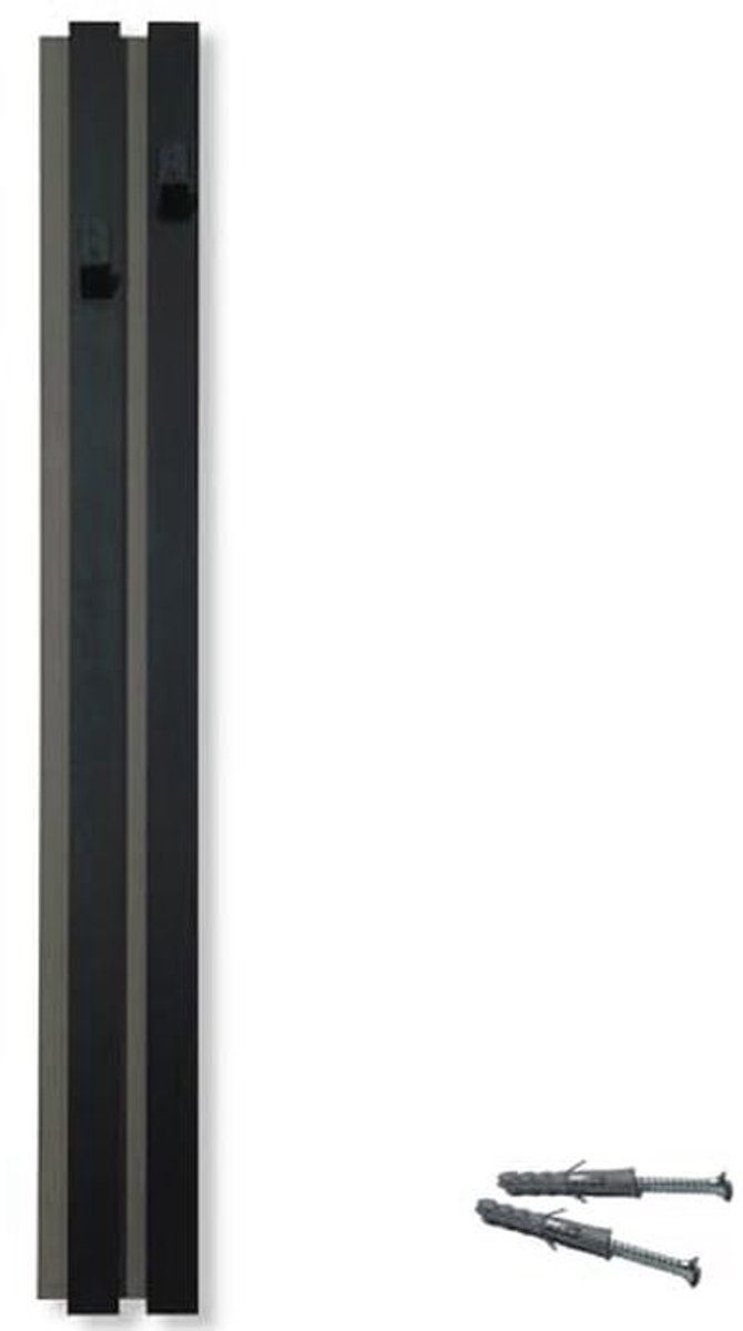 Modulaire wandgarderobe met eikenhouten latten en haken