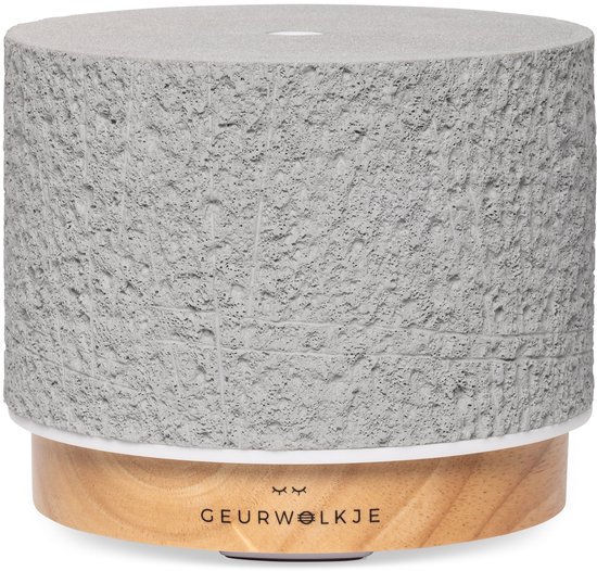 Grijze Geurwolkje Satori vulcano aromadiffuser met een ruwe, steenachtige textuur en houten basis.