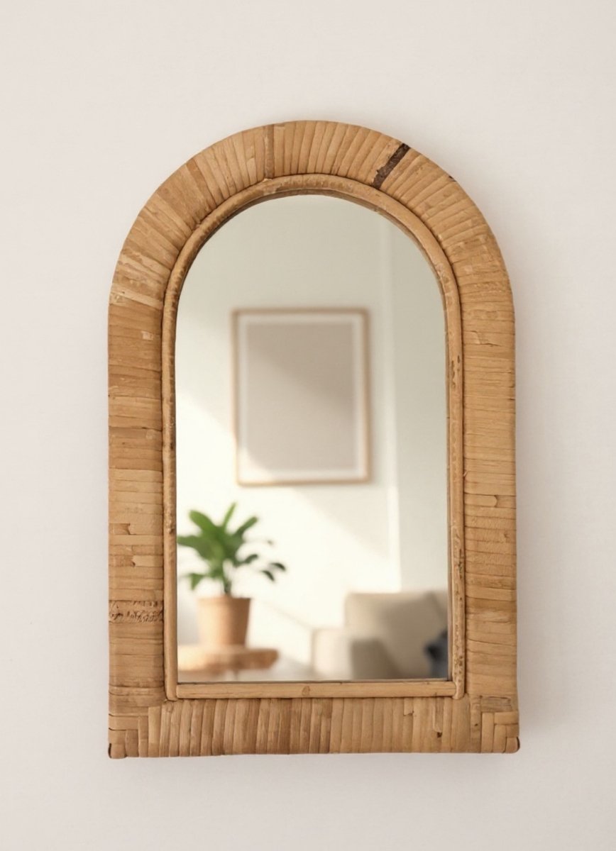 Wandspiegel Odense - Studio Lisette - Wandspiegel met rotan frame - Halfrond - 20x30cm - Handgemaakt - Boho