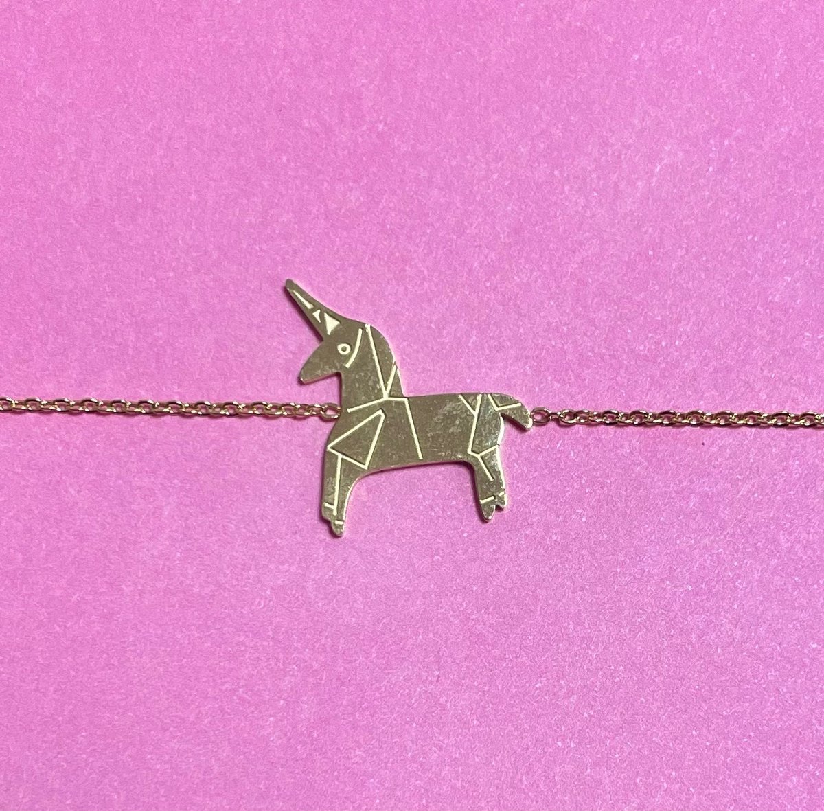 Unicorn armband - Goudkleurig - Op giftcard - Stainless steel - Verkleurd niet - 17 tot 21 Centimeter, verstelbaar