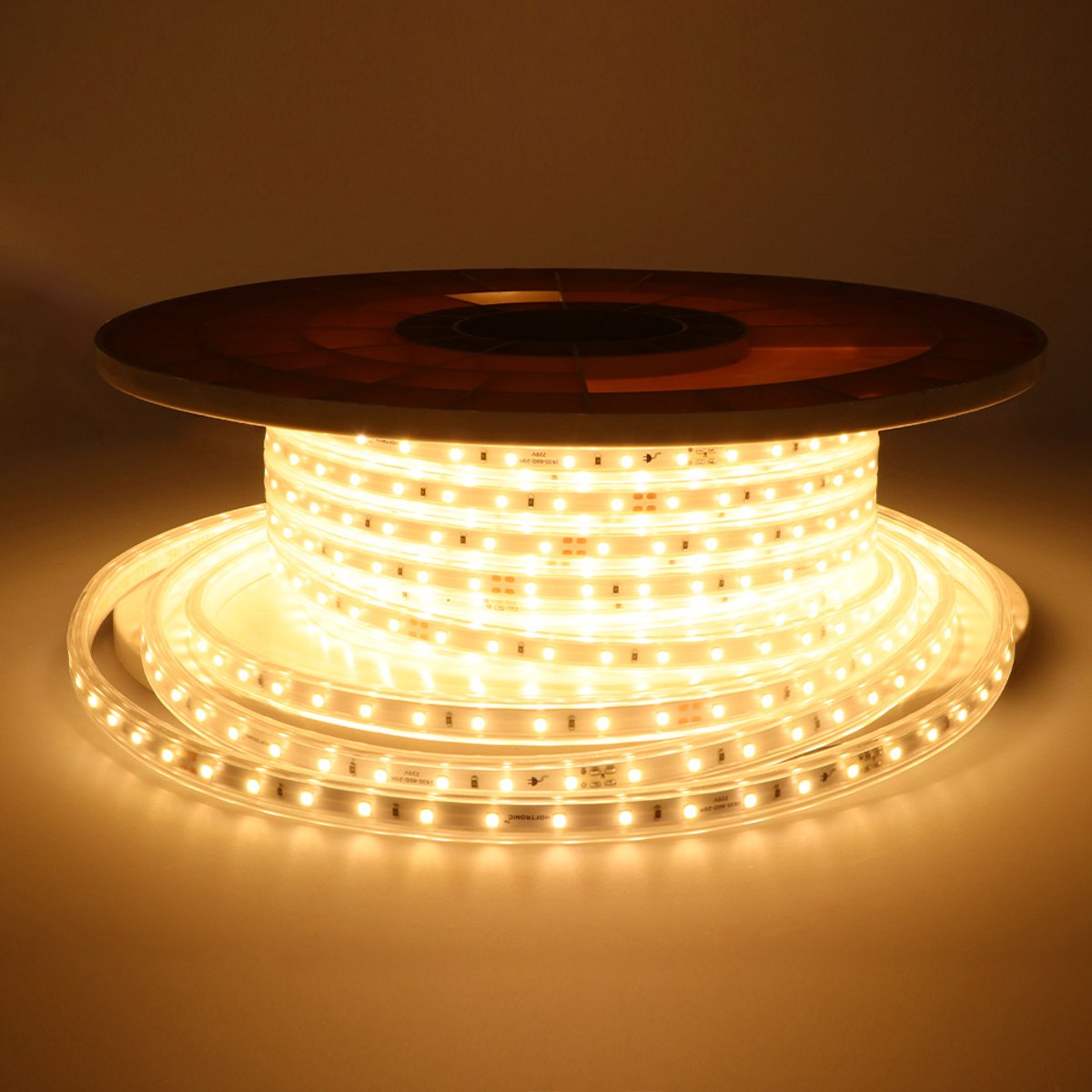 HOFTRONIC Flex60 LED Strip 25 meter - 3000K warm wit - IP65 waterdicht - Buiten & Binnen - 60 LEDs/m - 200 Watt 17.500 lumen - Inkortbaar per meter - Dimbaar