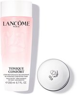 Lancôme Tonique Confort lotion met een roze, doorschijnende vloeistof in een glazen fles met reliëf bloemmotief en een zilveren dop.