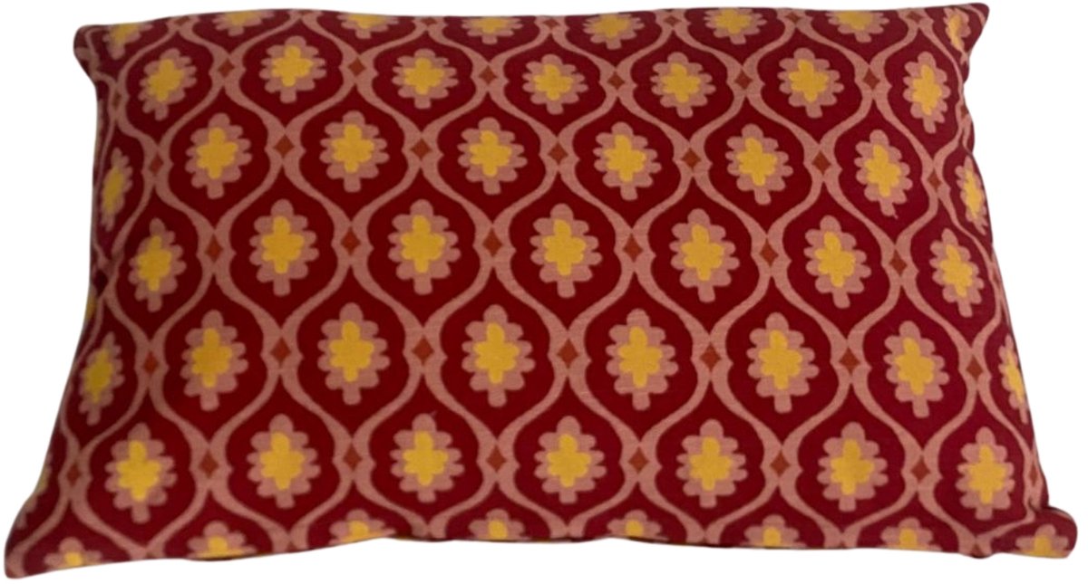 Mica Decorations Josefien Sierkussen 55x35 cm – Bordeaux – Decoratiekussen
