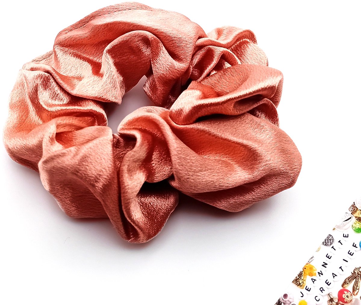 Jeannette-Creatief®- Scrunchie - Coral Orange - Scrunchie - Glanzende Scrunchie - Oranje Coral Scrunchie - Flamingo - Haarsieraad - Haarelastiek – Scrunchies