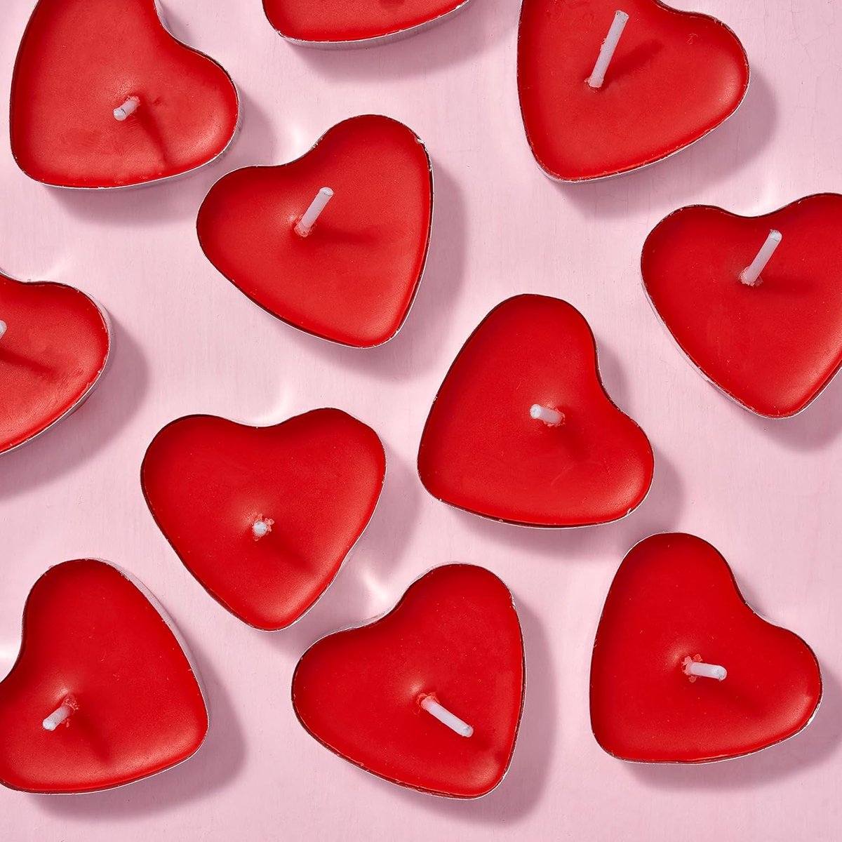 50 Rode Hartvormige Theelichtjes voor Bruiloften, Valentijnsdag, Decoraties & Feestjes (3,8cm) - Romantisch & Niet Geurend