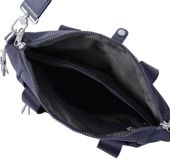 Binnenkant van een donkerblauwe Hedgren verticale totebag met compartimenten.