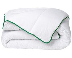 Vente-unique Gematigd dekbed met natuurlijke anti-huisstofmijtbehandeling van DREAMEA in microvezel - 200 x 200 cm - 300 g/m² - Groene bies - AZYLIA II