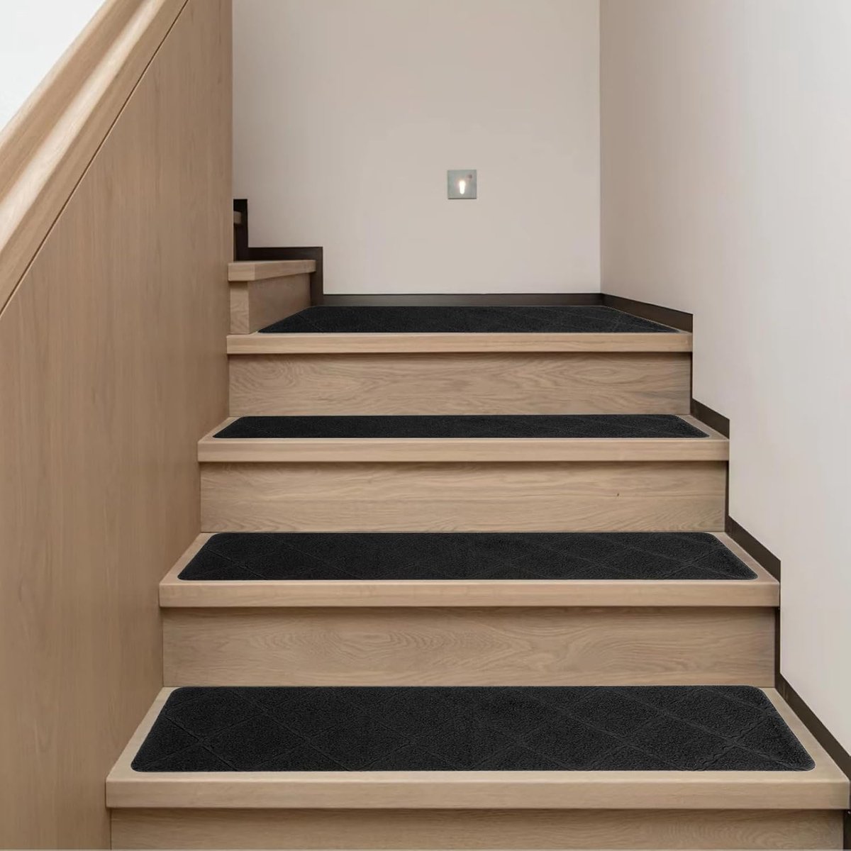 Famanu – Traptreden tapijt set 4 stuks 20 x 76 cm antislip rubberen achterkant