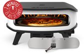 Pizzaoven met een pizza erin, met vlammen en een cirkelvormig informatiebordje.