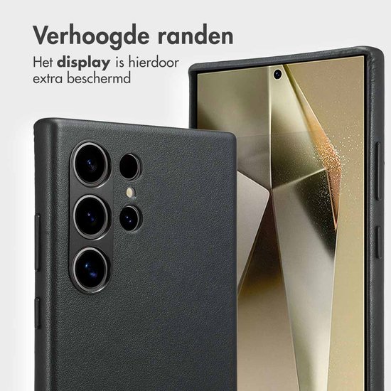 Zwarte lederen telefoonhoes met verhoogde randen rondom scherm en camera.