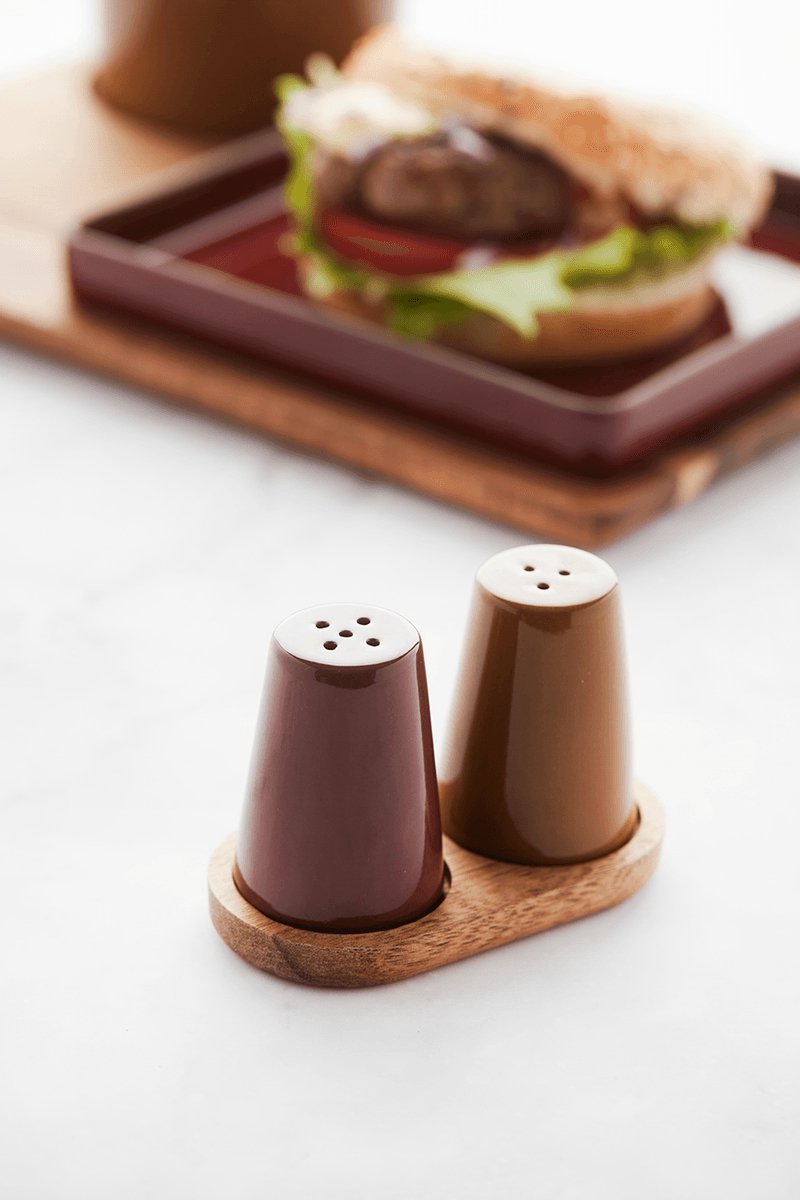 Point Virgule Set peper- en zoutvat en houder uit acacia