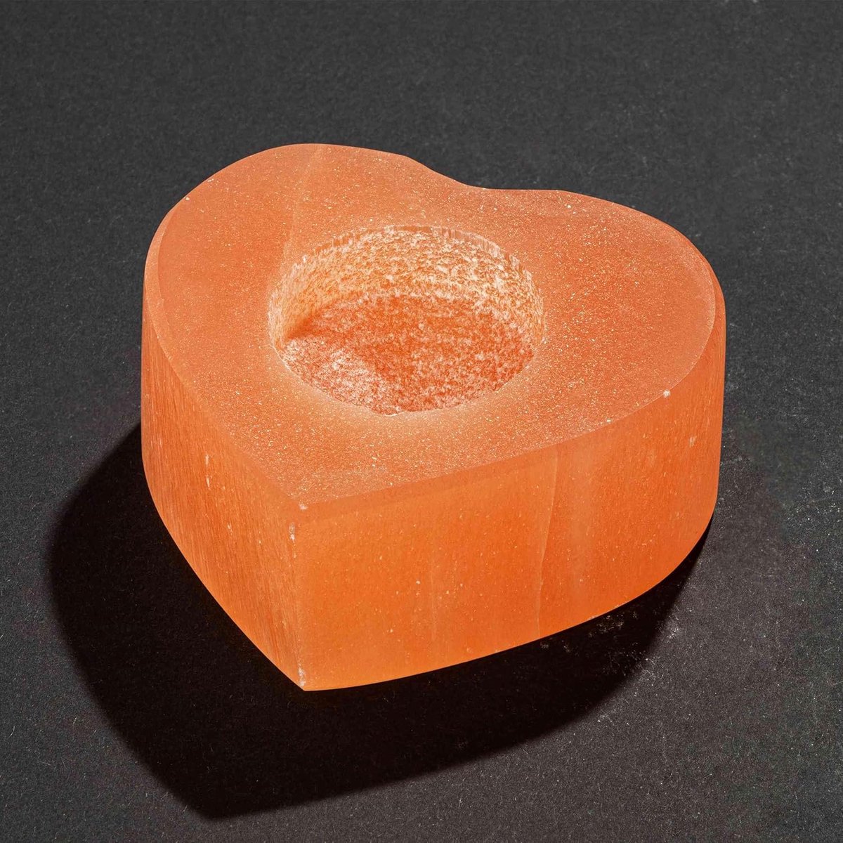 Famanu - Hartvormige seleniet kaarsenhouder, 9 x 8 x 4 cm, handgemaakt, perzik tint