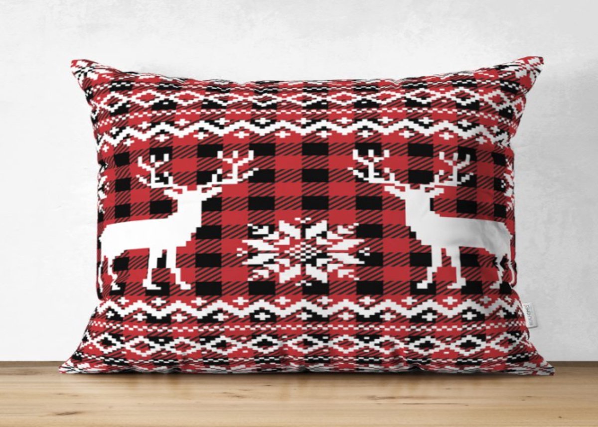 De Groen Home Sierkussen - 30x50cm - Kerst Rendieren op rode plaid - Met velvet hoesje - Inclusief binnekussen Donkerrood