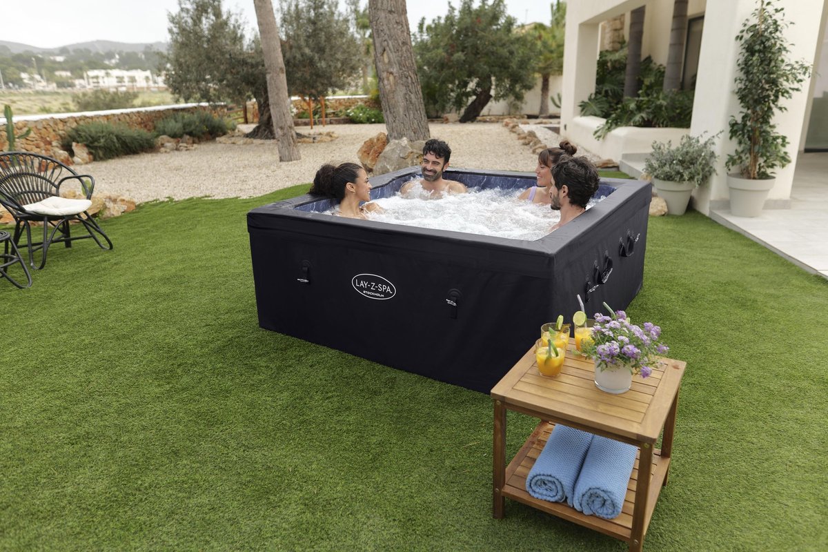 Bestway Stockholm ThermaCore UltraFit Smart AirJet 6 Hot Tub - afbeelding 3
